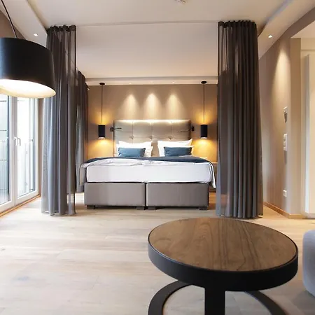 Hotel Aurelia 4*